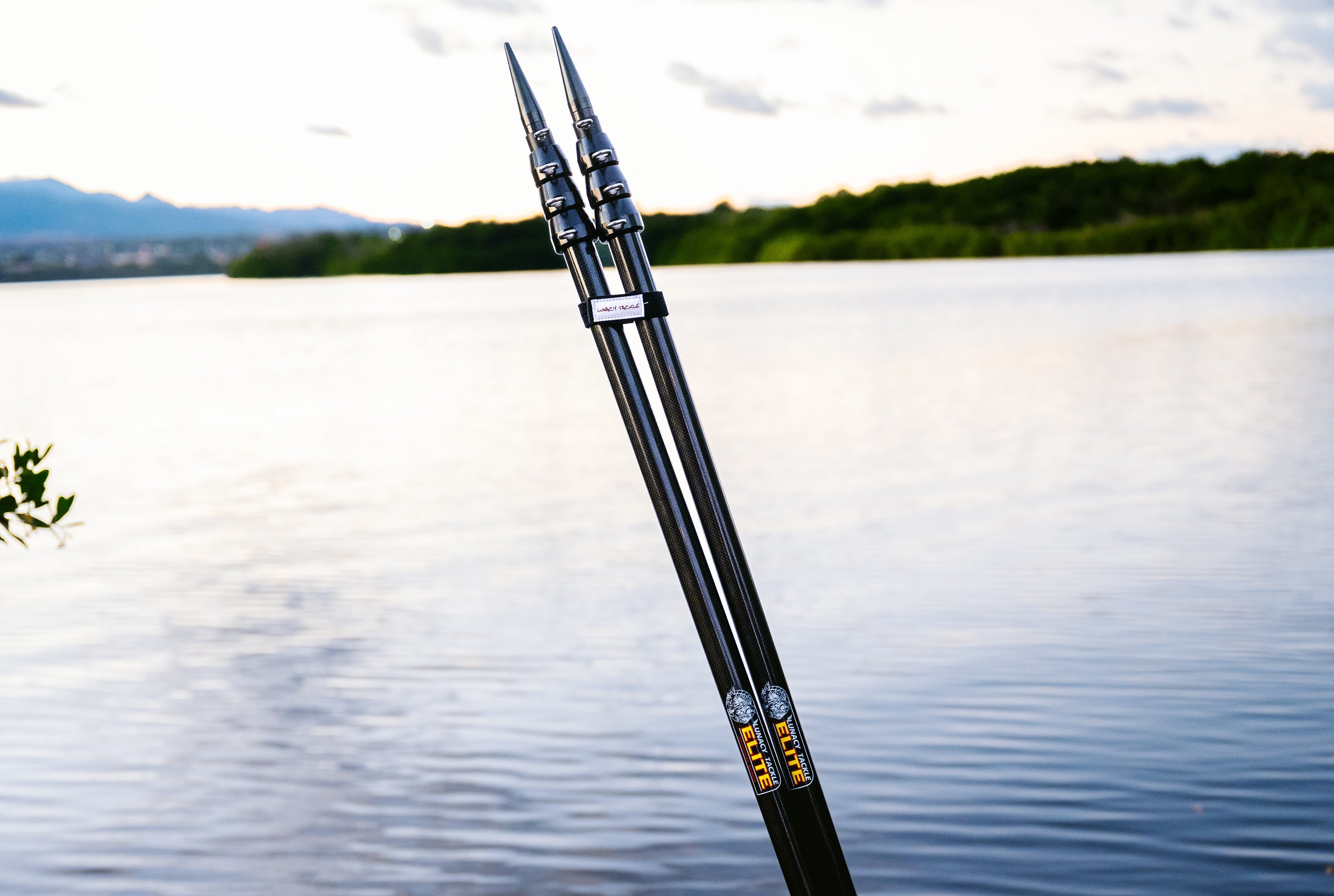 Elite X Series Carbon Fiber Outriggers